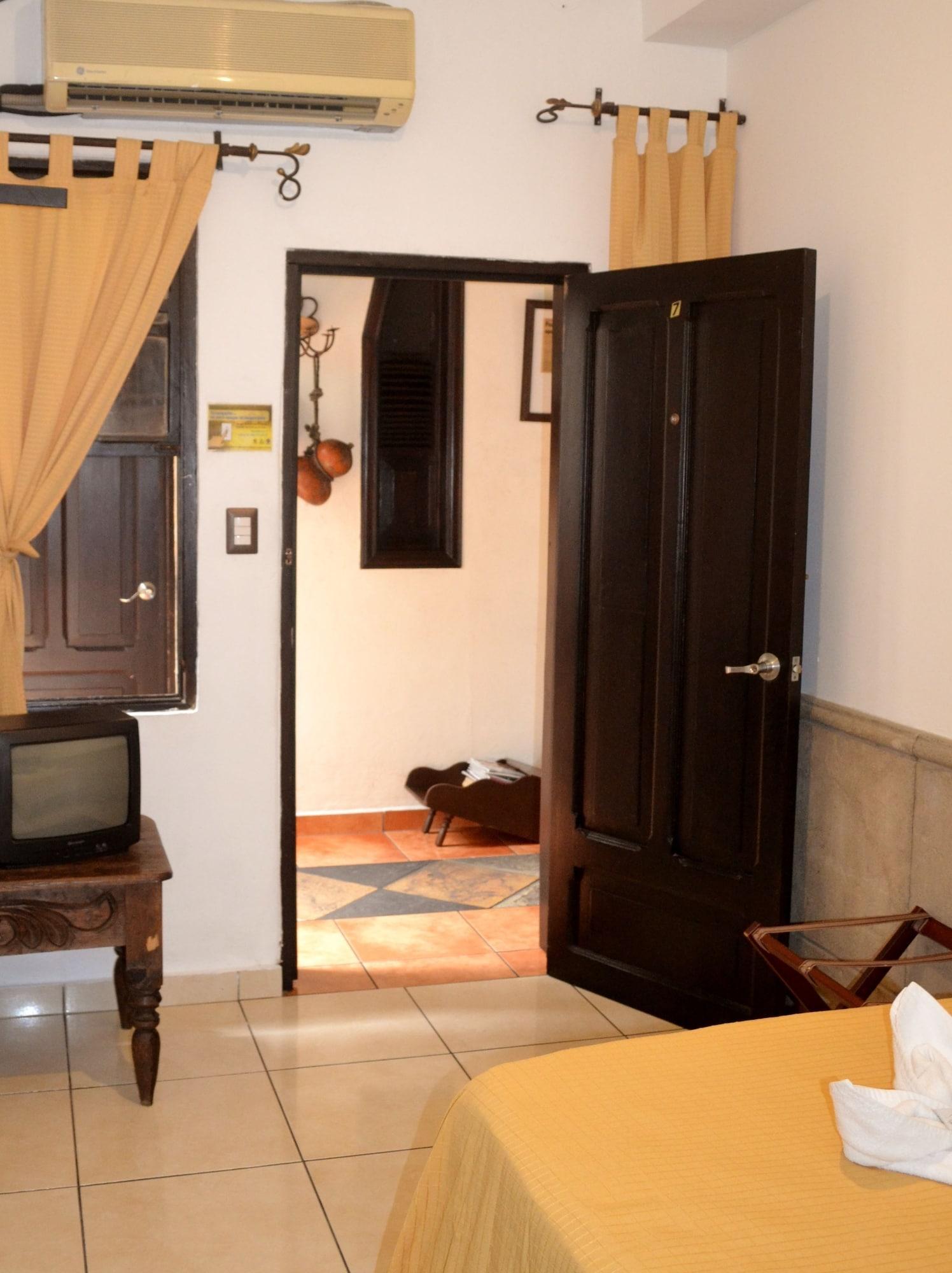 Hotel Villa Florencia Centro Historico San Salvador Dış mekan fotoğraf