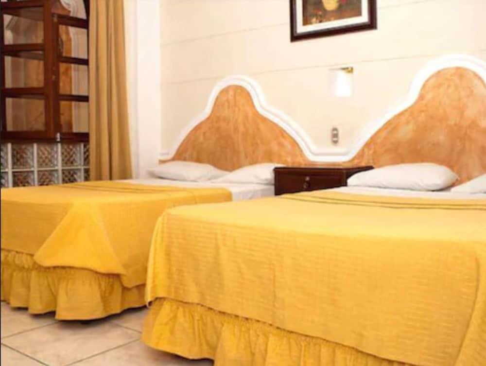 Hotel Villa Florencia Centro Historico San Salvador Dış mekan fotoğraf