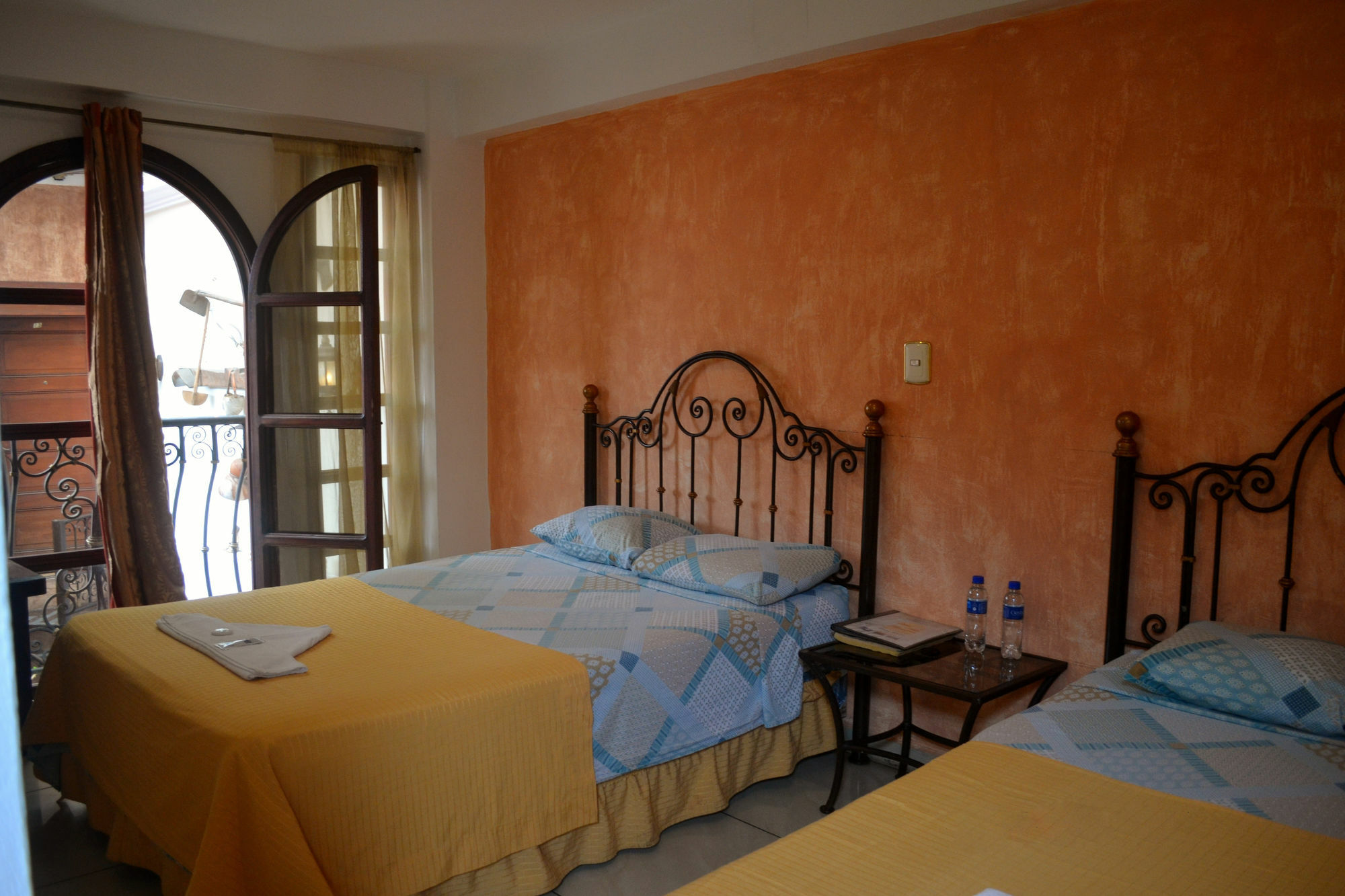 Hotel Villa Florencia Centro Historico San Salvador Dış mekan fotoğraf